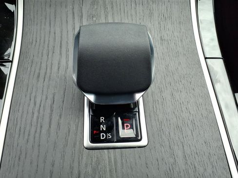 New 2026 Land Rover Range Rover Velar S AWD/4WD image 13