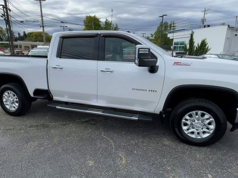 Used 2020 Chevrolet Silverado 2500 LTZ w/ LTZ Convenience Package image 3