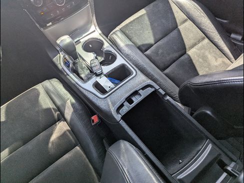 Used 2019 Jeep Grand Cherokee Altitude AWD/4WD image 34