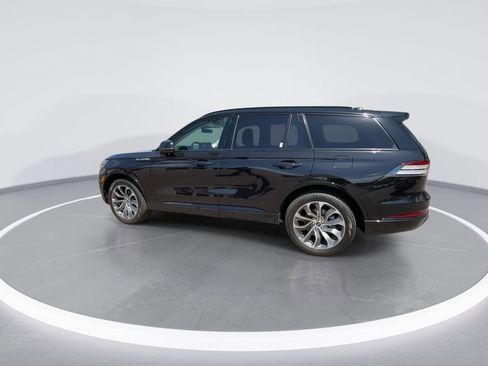 New 2026 Lincoln Aviator AWD image 6