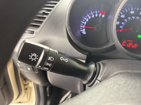 Used 2012 Kia Soul FWD image 13