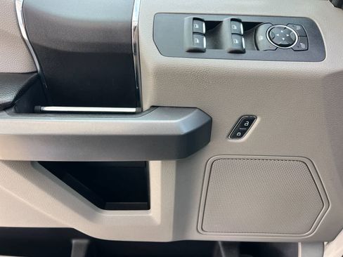 Used 2018 Ford F150 XLT w/ Equipment Group 301A Mid image 13