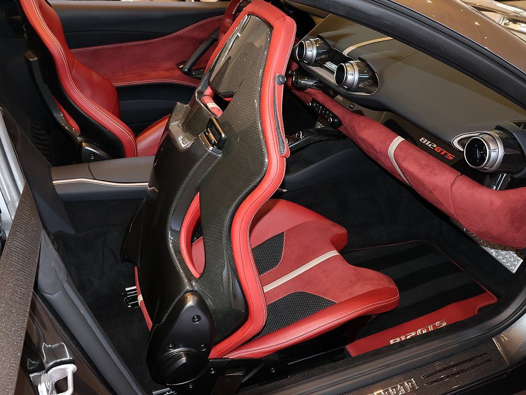 Certified 2021 Ferrari 812 GTS RWD image 29