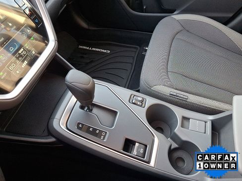 Certified 2025 Subaru Crosstrek 2.0i Premium image 33
