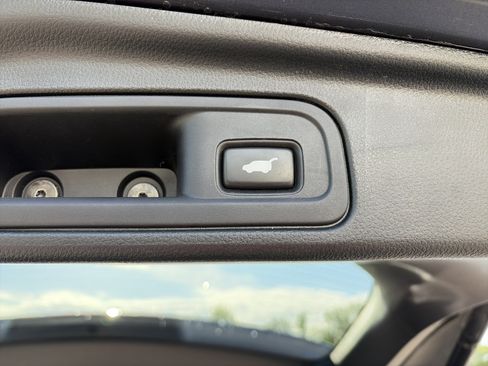 Used 2021 Honda Pilot EX-L image 17