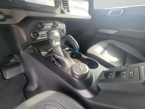 Used 2023 Ford Bronco Black Diamond image 22