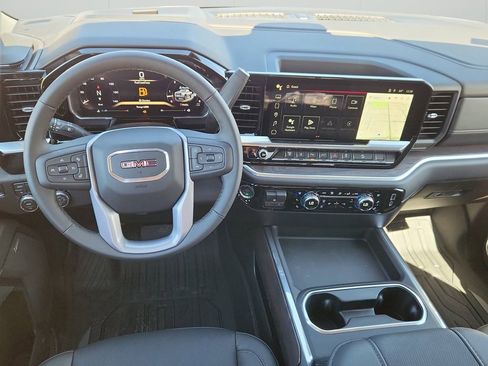 New 2026 GMC Sierra 2500 SLT w/ SLT Premium Package image 10