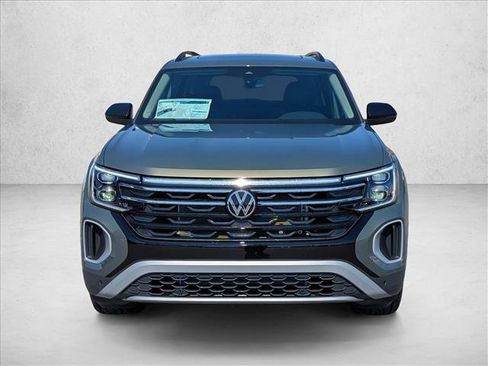 New 2026 Volkswagen Atlas Peak Edition AWD/4WD image 2
