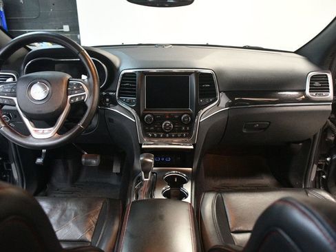 Used 2018 Jeep Grand Cherokee Trailhawk w/ Trailhawk Luxury Group image 5