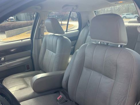 Used 2007 Mercury Grand Marquis LS image 38