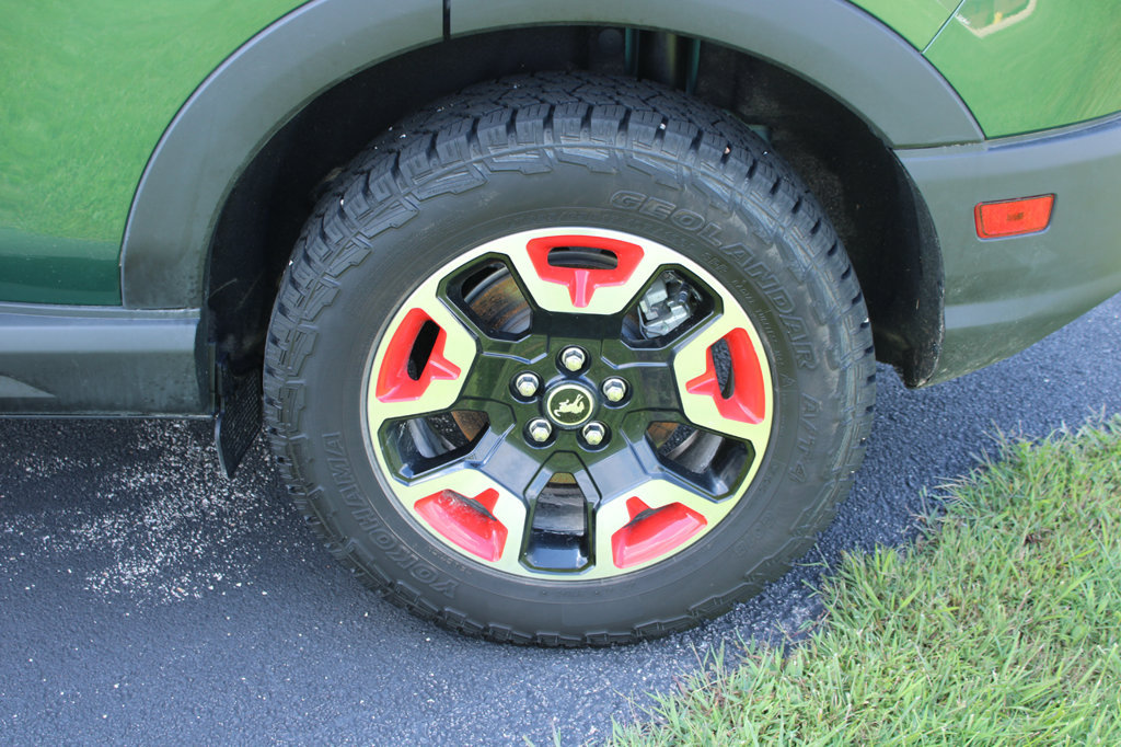 Used 2024 Ford Bronco Sport Free Wheeling AWD/4WD image 6
