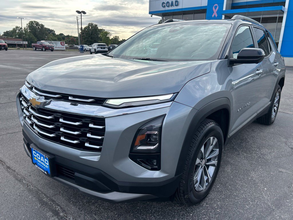 Used 2025 Chevrolet Equinox LT w/ Convenience Package II AWD/4WD image 7