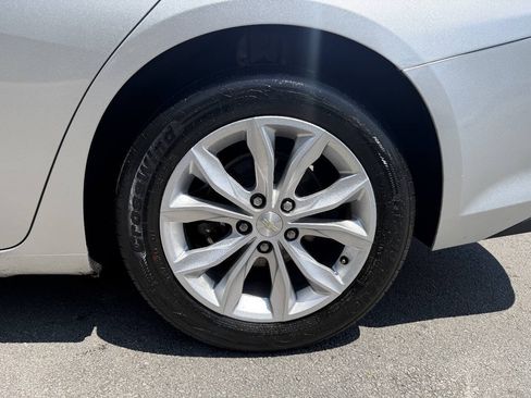 Used 2020 Chevrolet Malibu LT FWD image 10