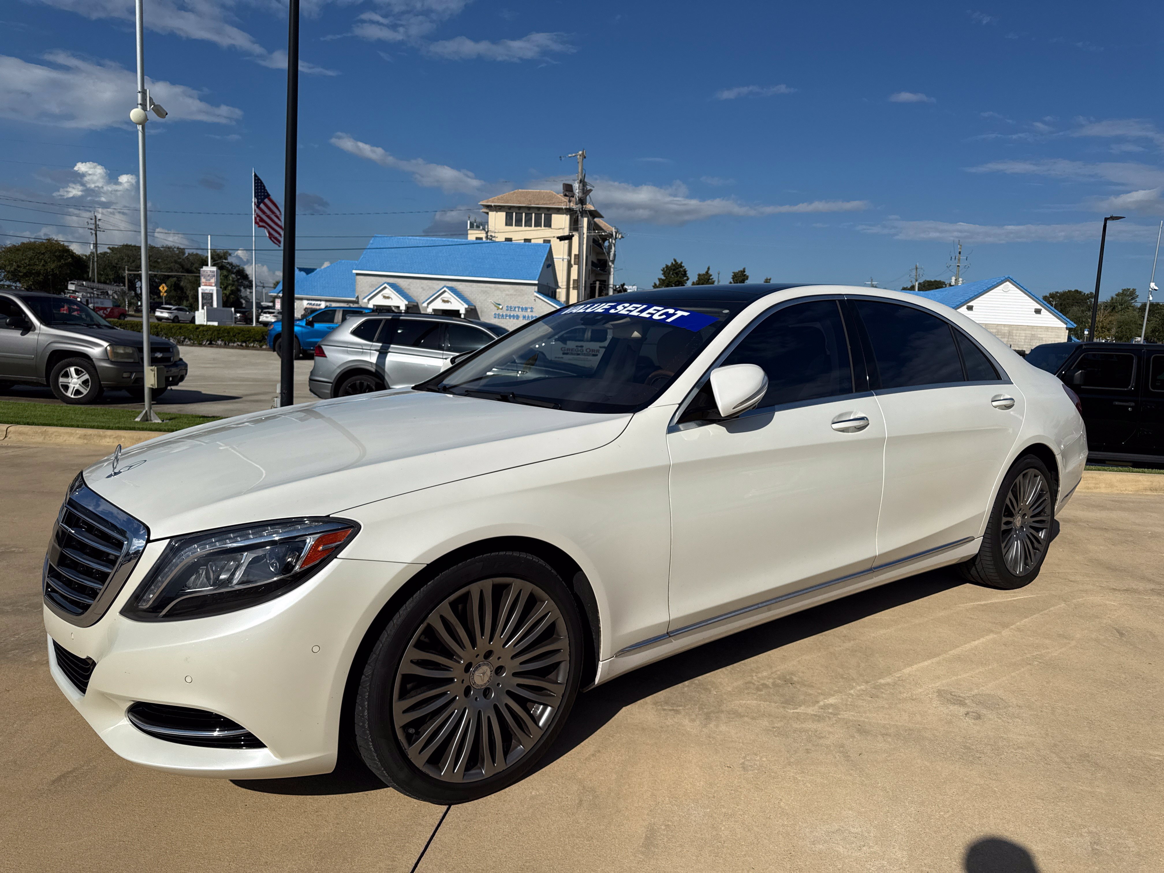 Used 2015 Mercedes-Benz S 550 Sedan image 3