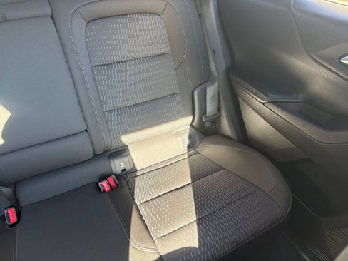 Used 2025 Chevrolet Equinox LT image 34