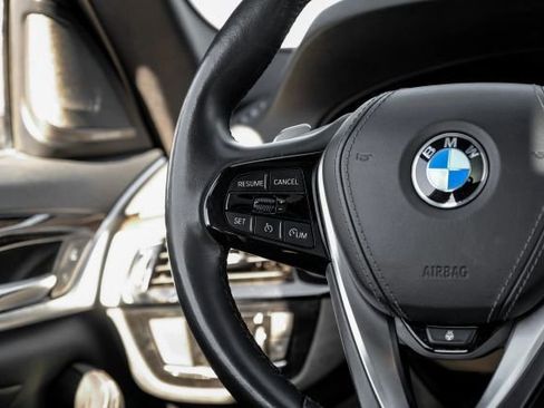 Used 2023 BMW 530e RWD image 27