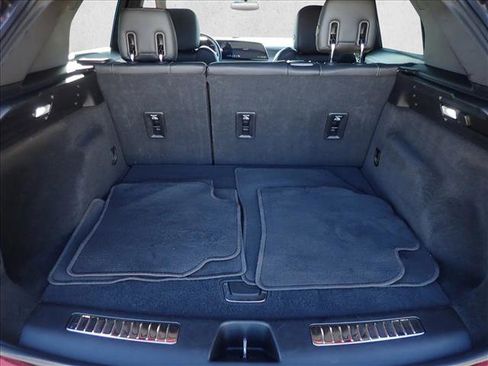 Used 2024 Cadillac XT4 Premium Luxury image 8