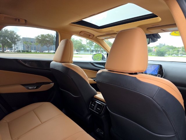 Used 2022 Lexus NX 350 AWD image 12