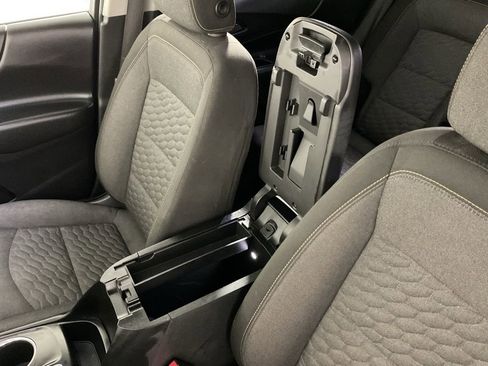 Used 2019 Chevrolet Equinox LT image 27