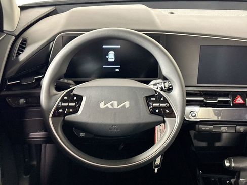 New 2026 Kia Niro LX image 13