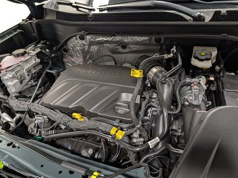 New 2026 Chevrolet Trax LT w/ Driver Confidence Package FWD image 25