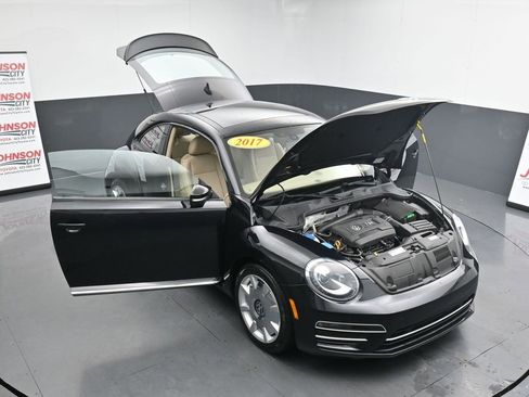 Used 2017 Volkswagen Beetle 1.8T SEL image 42