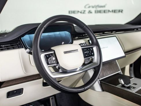 Used 2024 Land Rover Range Rover SE AWD/4WD image 21