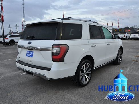 Used 2021 Ford Expedition Limited image 5