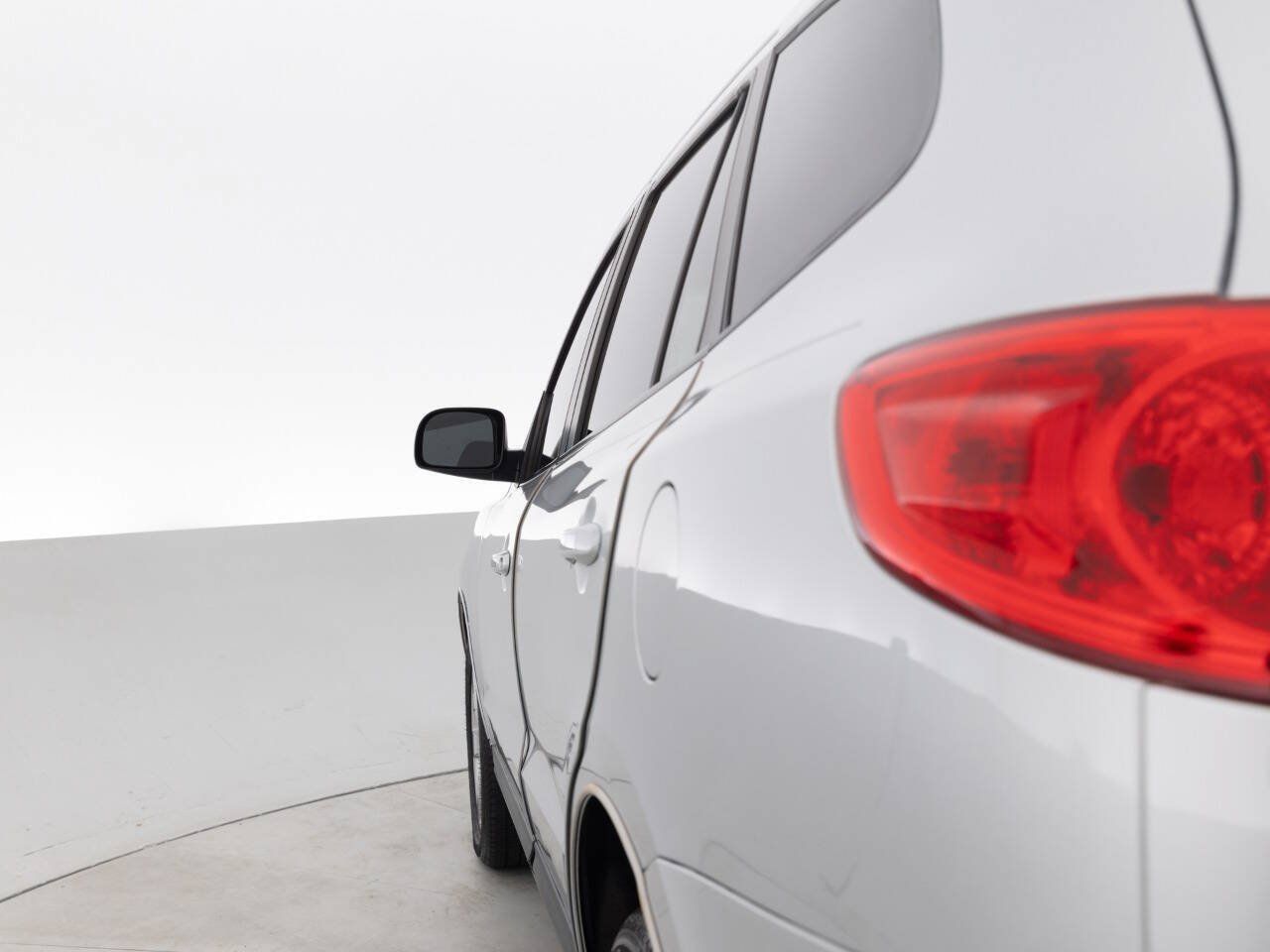 Used 2009 Hyundai Santa Fe Limited FWD image 13