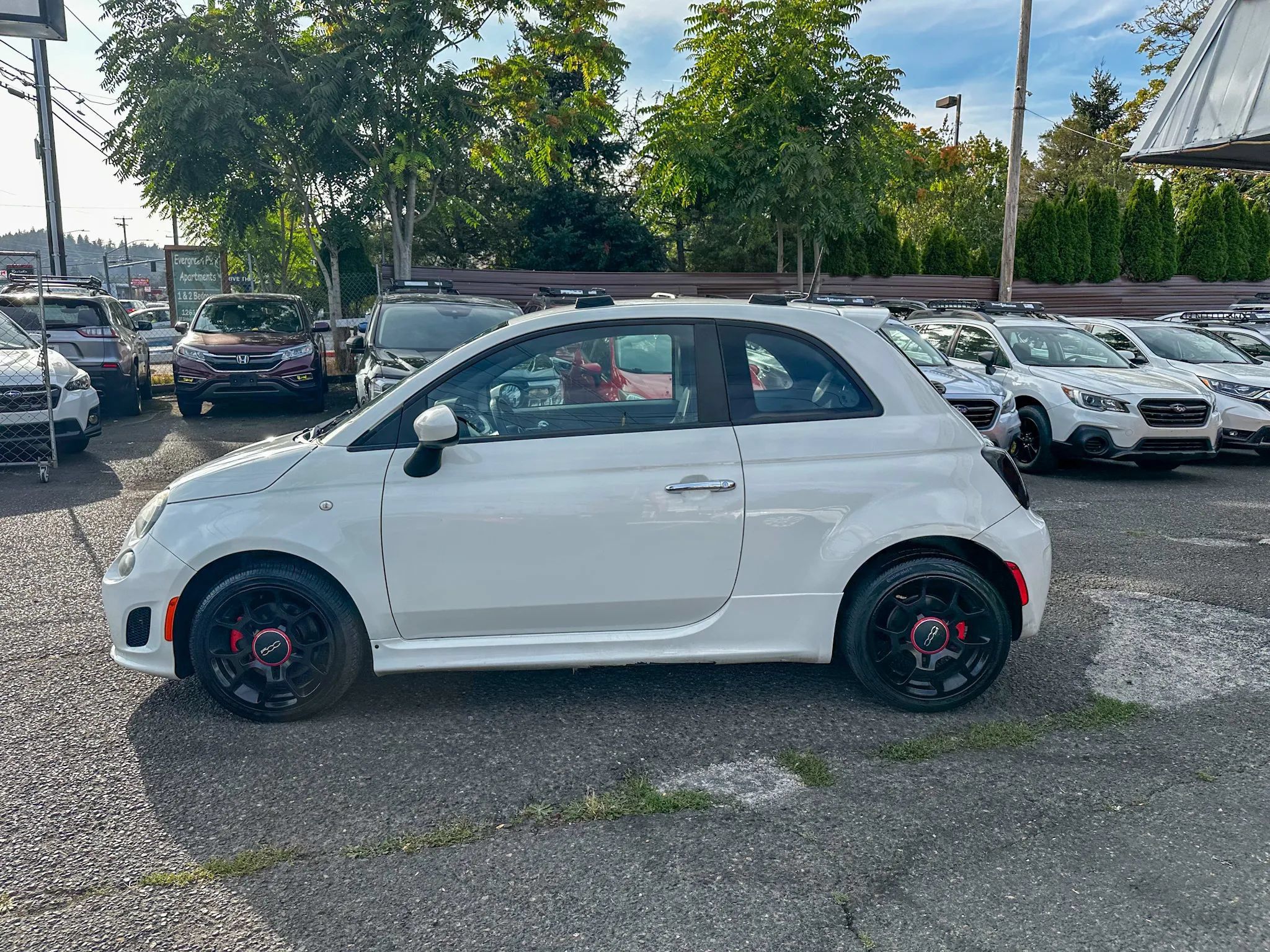 Used 2013 FIAT 500 Turbo w/ Beats Audio Pkg FWD image 8