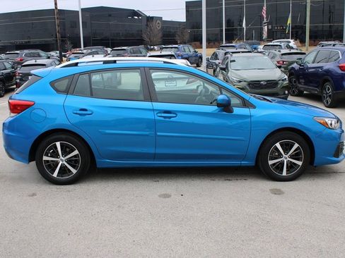 Used 2023 Subaru Impreza Premium image 4