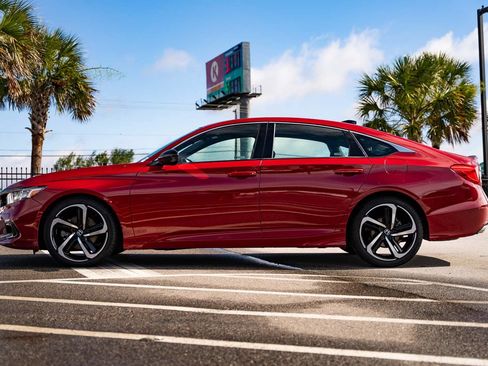 Used 2022 Honda Accord Sport image 4