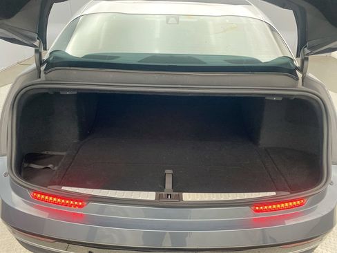 Used 2024 Lucid Air Touring AWD/4WD image 27