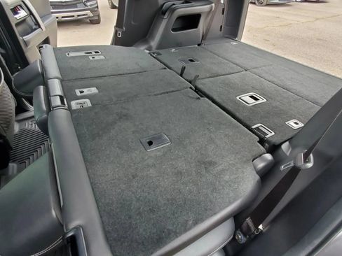 Used 2019 Toyota 4Runner SR5 Premium AWD/4WD image 30