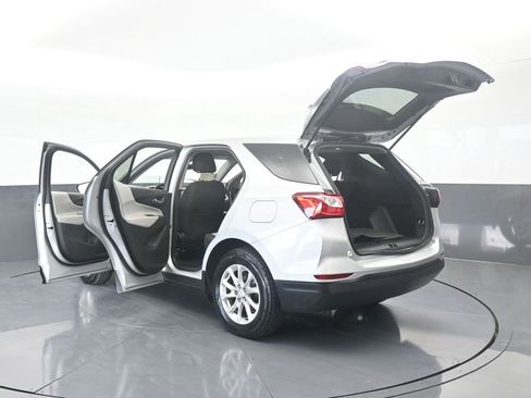 Used 2020 Chevrolet Equinox LS image 71