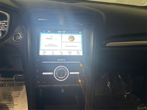 Used 2018 Ford Fusion Titanium image 38