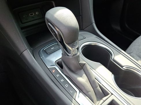 Used 2024 Chevrolet Equinox LT AWD/4WD image 14