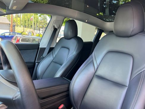 Used 2022 Tesla Model Y Performance AWD/4WD image 20