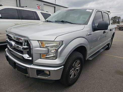 Used 2015 Ford F150 XLT w/ Trailer Tow Package image 1