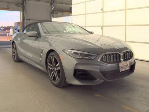 Used 2025 BMW 840i xDrive Convertible image 4