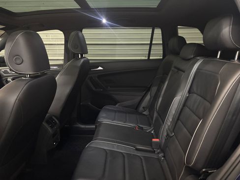 Used 2021 Volkswagen Tiguan SEL Premium R-Line image 23