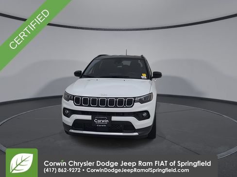 Used 2023 Jeep Compass Limited AWD/4WD image 4