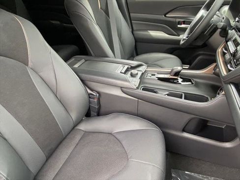 Certified 2026 Toyota Grand Highlander AWD Hybrid image 15