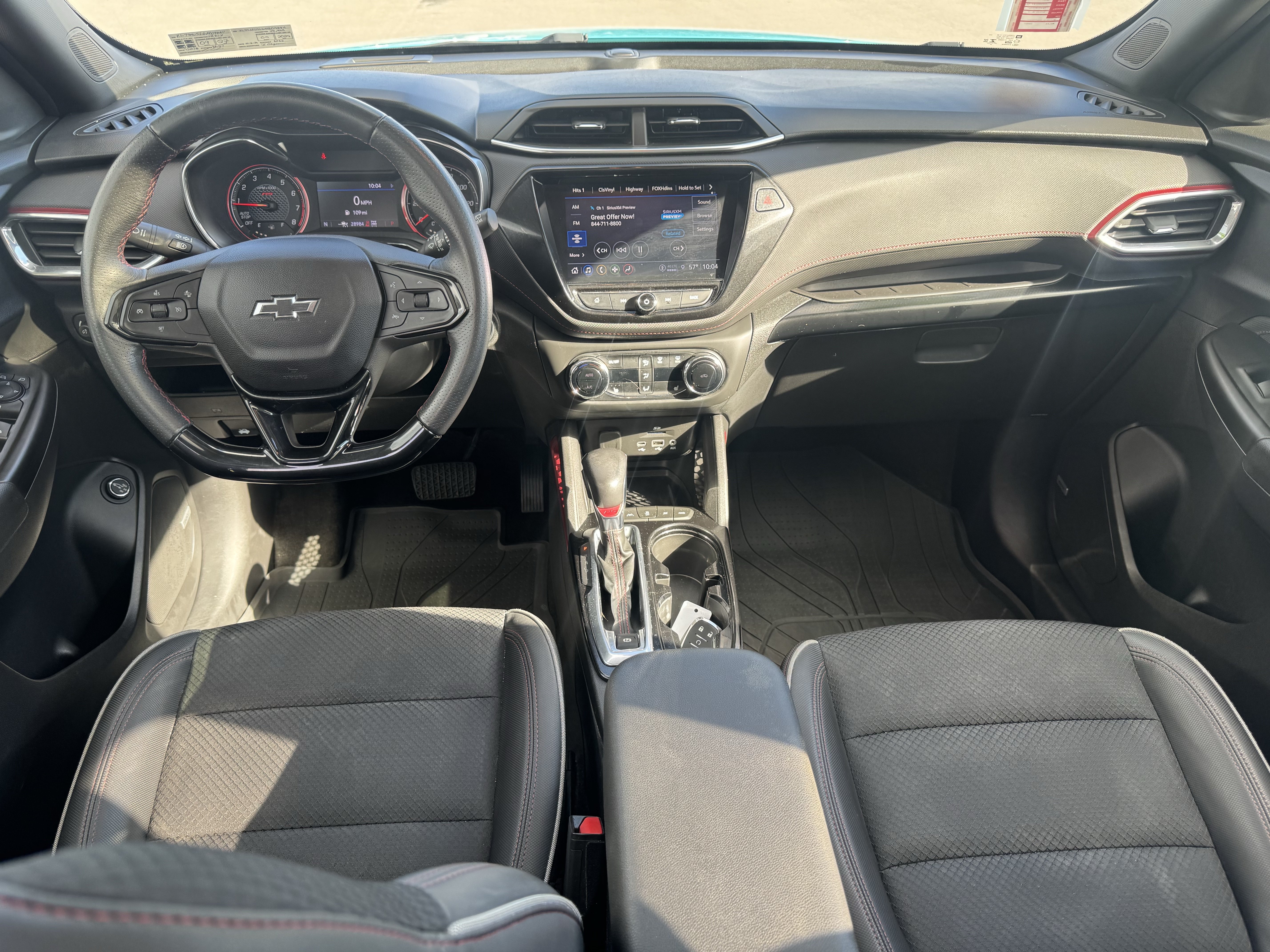 Used 2021 Chevrolet TrailBlazer RS w/ Sun and Liftgate Package AWD/4WD image 14