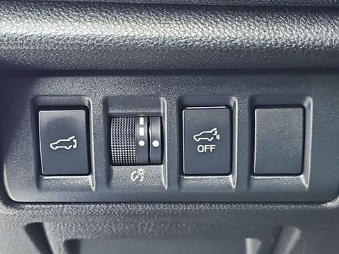 Certified 2024 Subaru Outback Premium image 30