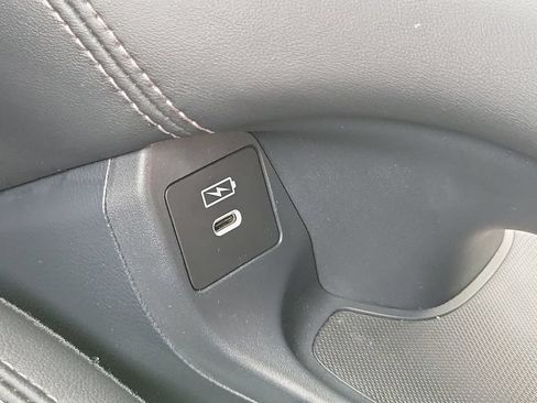 Used 2025 Honda HR-V EX-L image 23