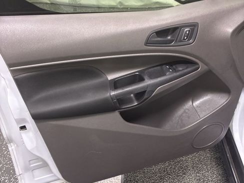 Used 2019 Ford Transit Connect XL image 12