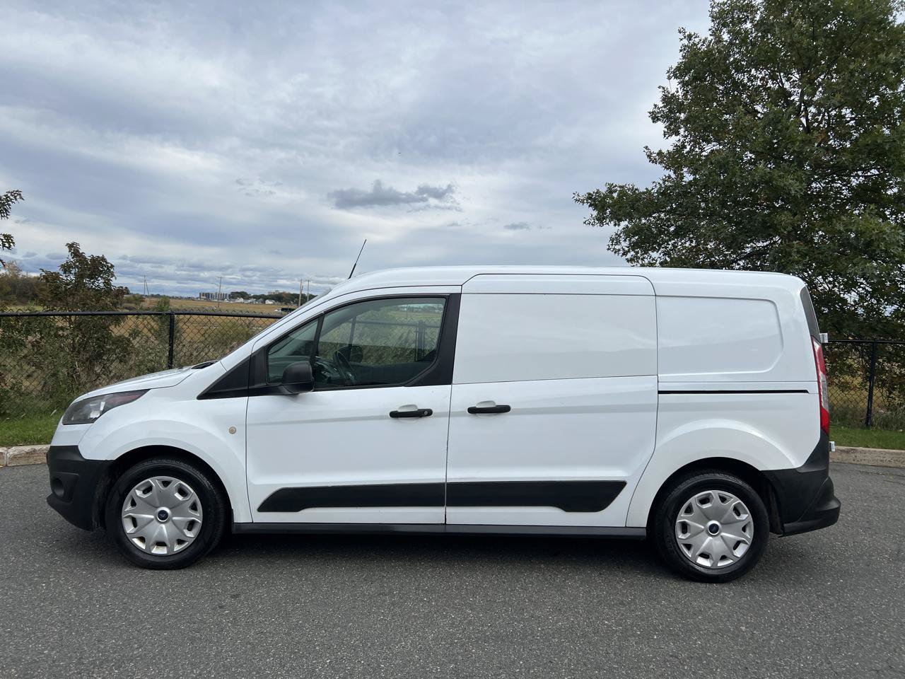 Used 2016 Ford Transit Connect XL FWD image 8