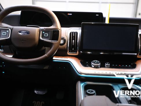 New 2026 Ford Expedition King Ranch image 20