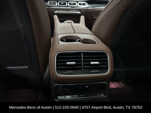 Used 2026 Mercedes-Benz GLS 450 4MATIC image 24